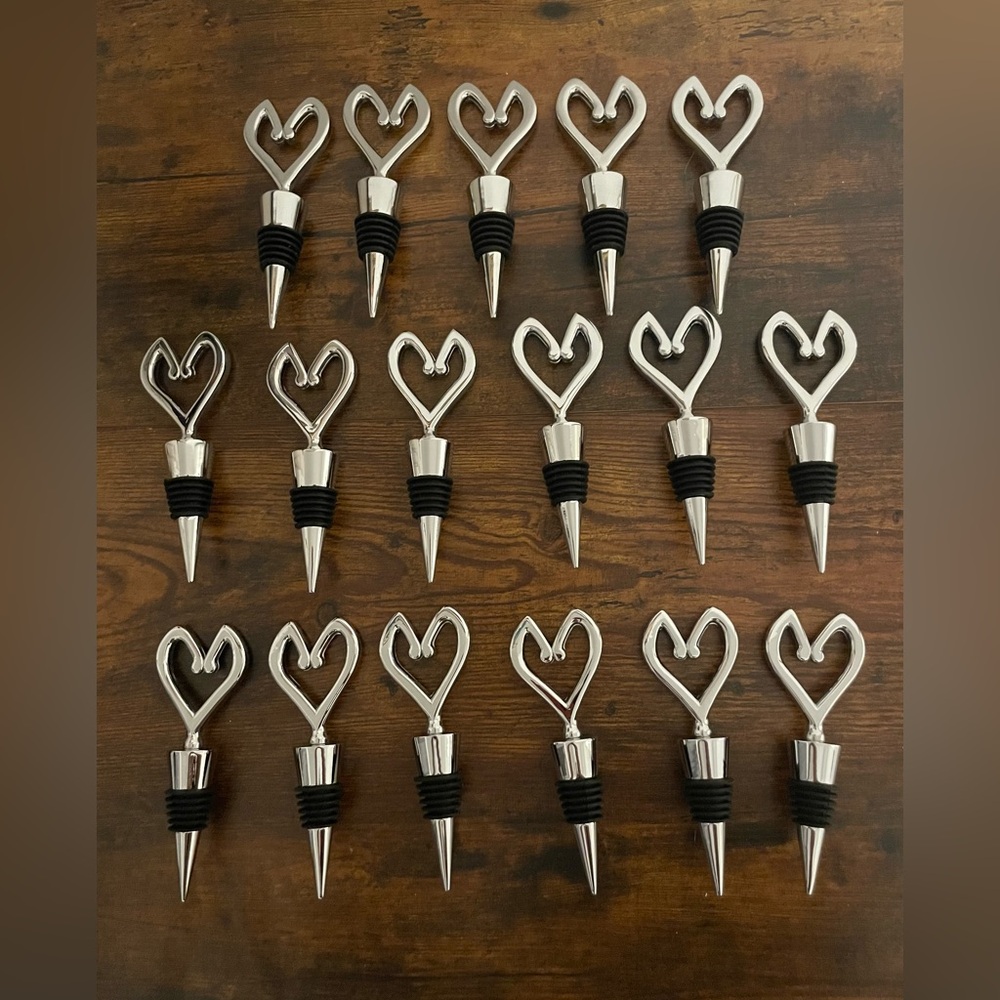 17 Pottery Barn Heart-Shaped Wine Stoppers